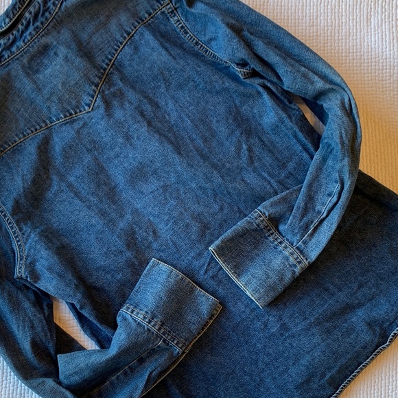 Lucky Brand Blue Denim Shirt with Snap Close - Picture 9 of 16